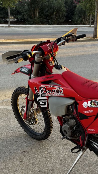 GasGas EC 350F de 2022 em otimo estado