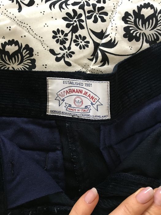 Вільветові бермуди Armani S