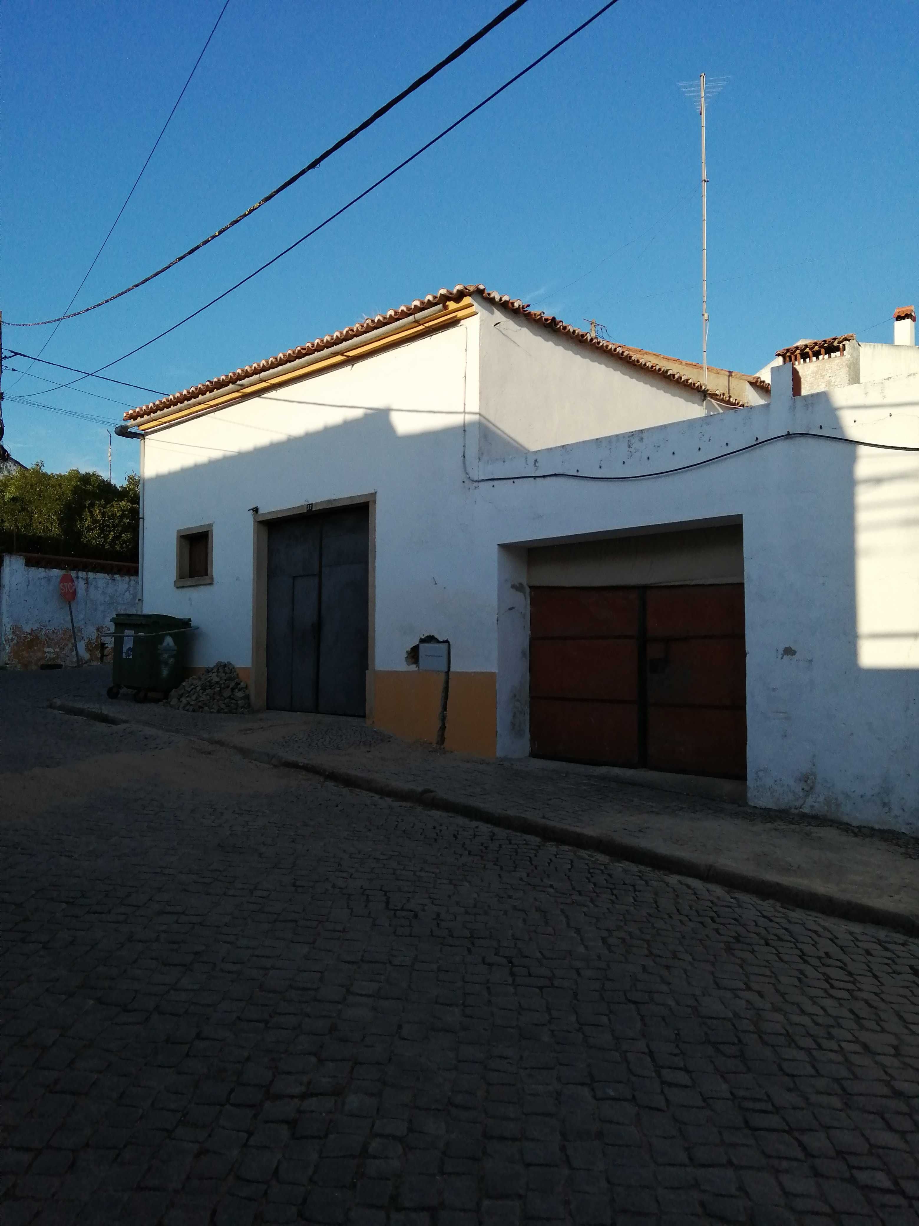 Moradia em Tolosa - Nisa - Alentejo