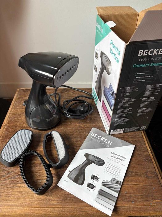 Escova de engomar a vapor Becken