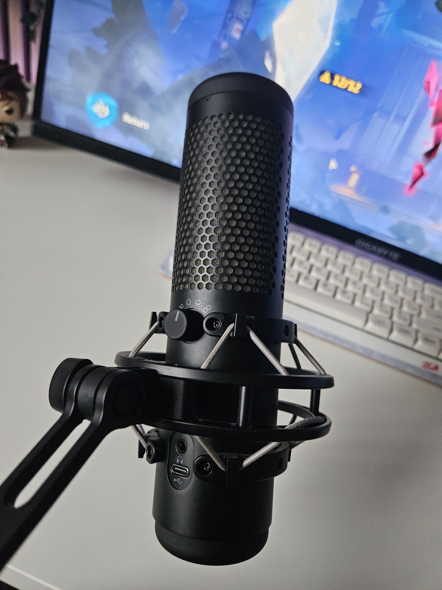 Mikrofon hyperx quadcast s