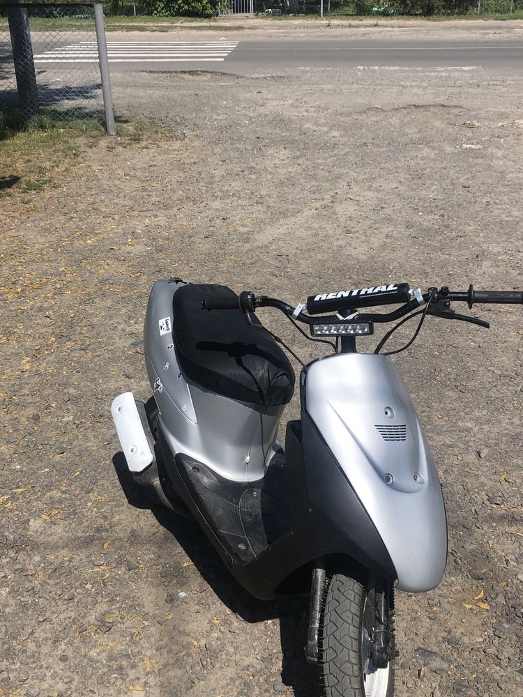 suzuki lets 2(конф) НА ДОКАХ плюс повний багажник деталів,сцепи,варікі