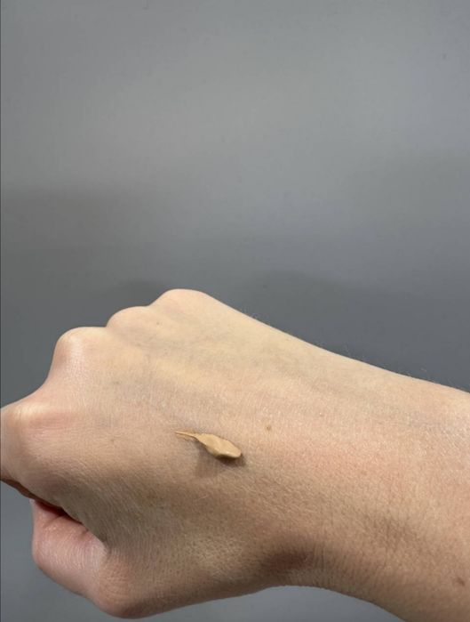 Тональний ВВ крем для обличчя з SPF20 Deliplus 50ml. Іспанія.