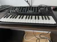 Аналоговый синтезатор KORG Minilogue XD