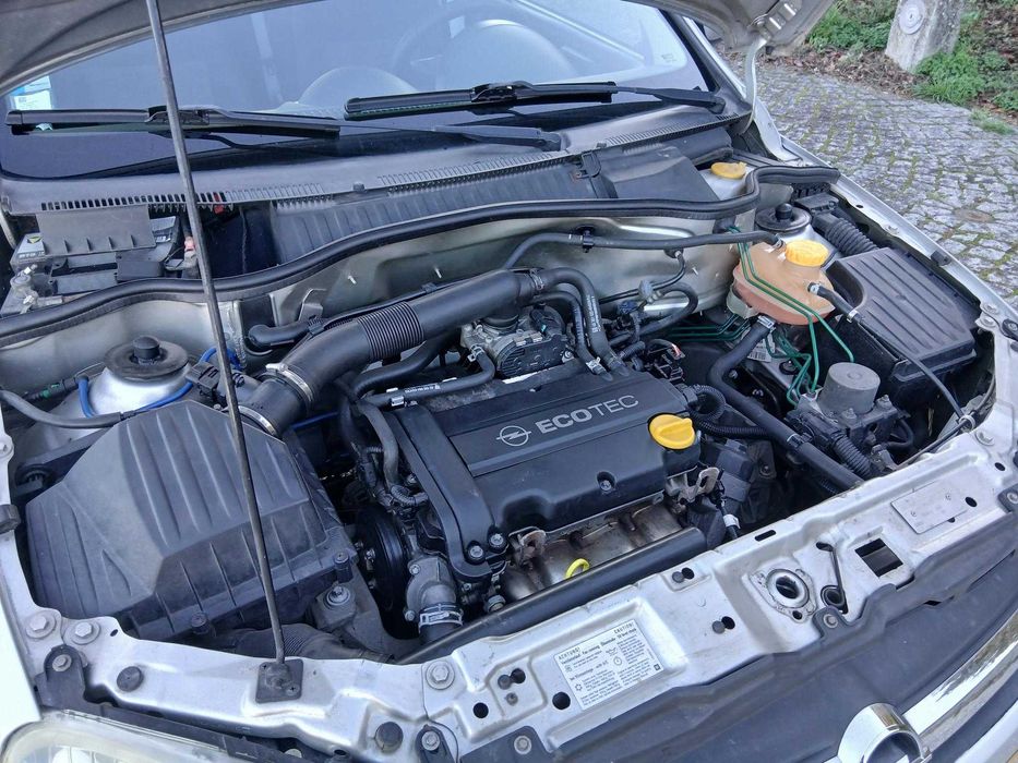 Opel corsa 1,2 Twinport, 2006  em ótimo estado