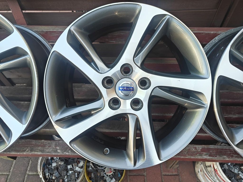 Felgi 5x108x17 Volvo oryginalne