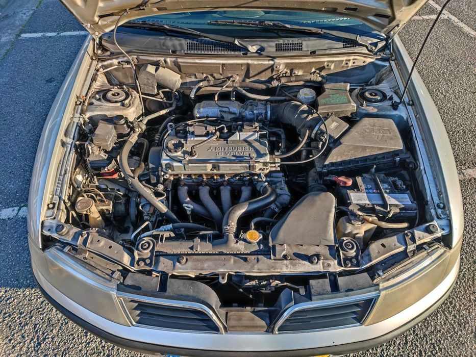 Mitsubishi Carisma 1.6 Avance (Julho / 2001)