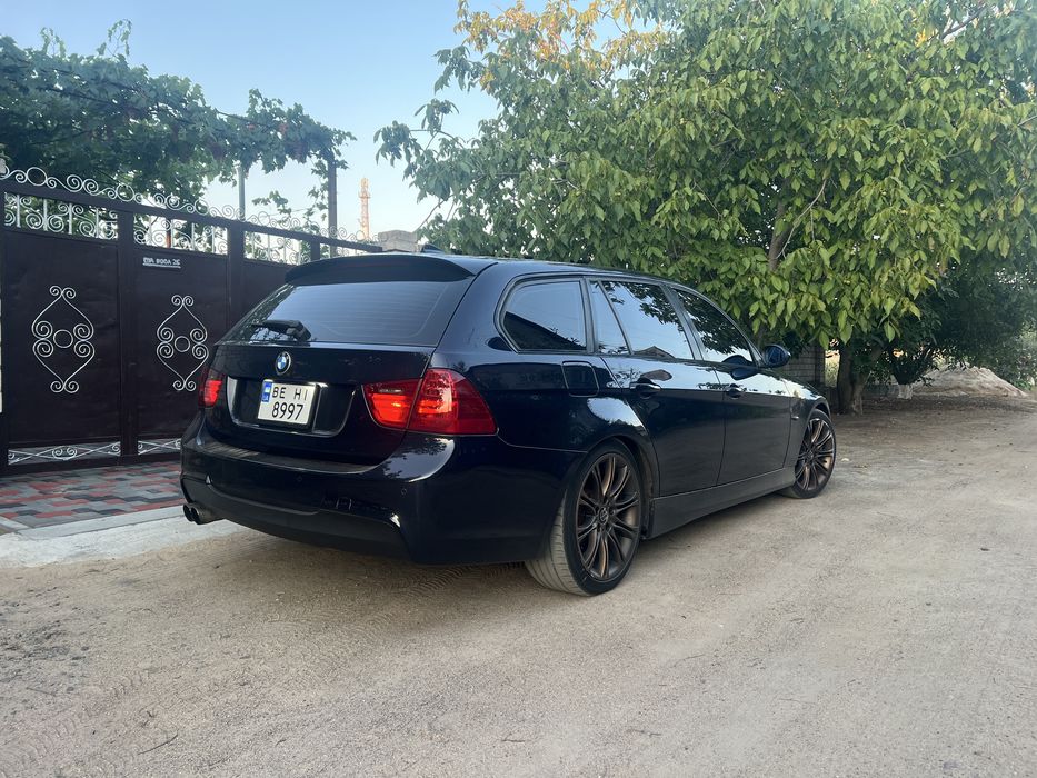 BMW E91 330d 340л.с