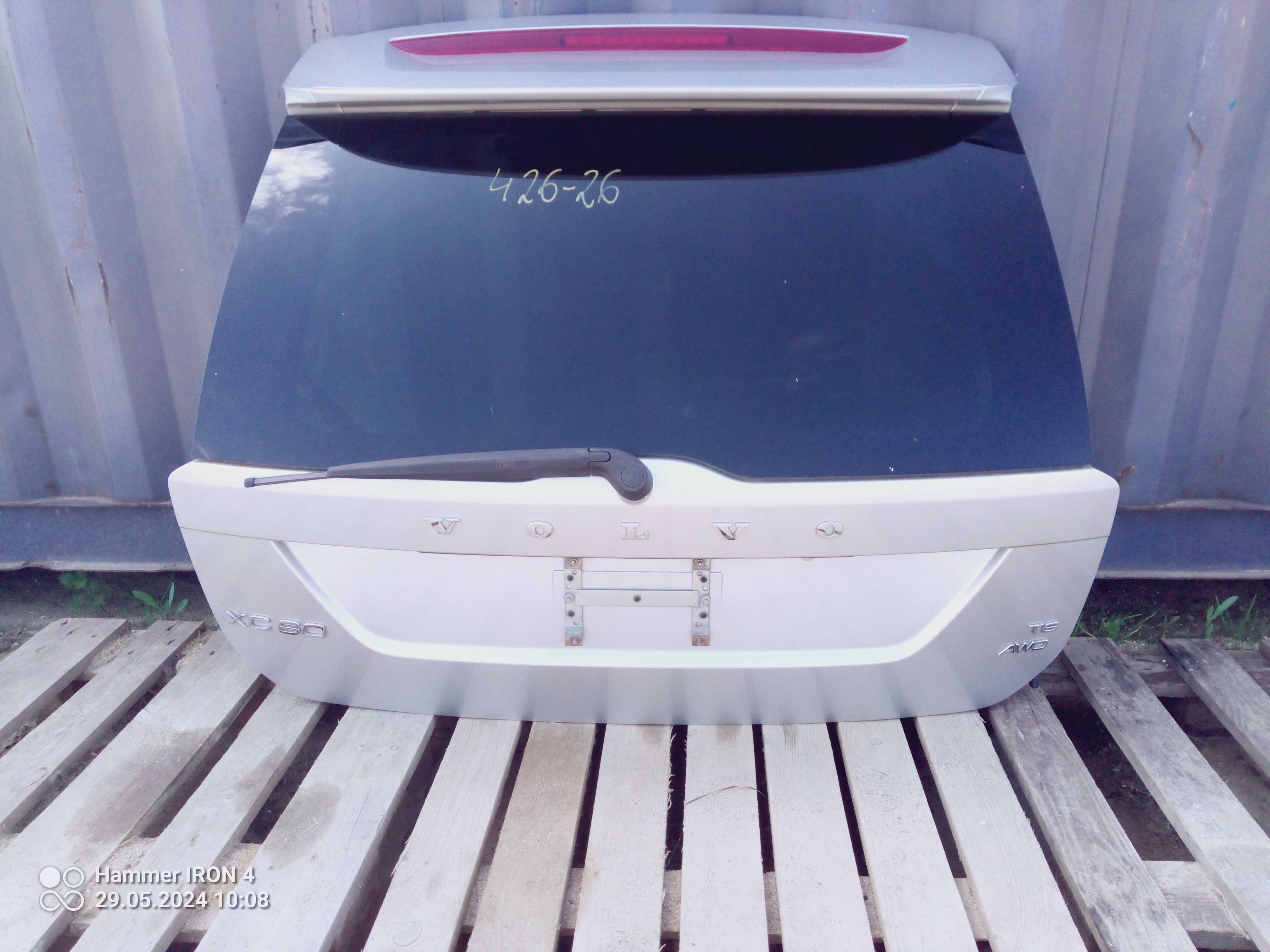 Klapa tylna volvo xc60 srebrna w kolor 426-26 manualna 09-16r