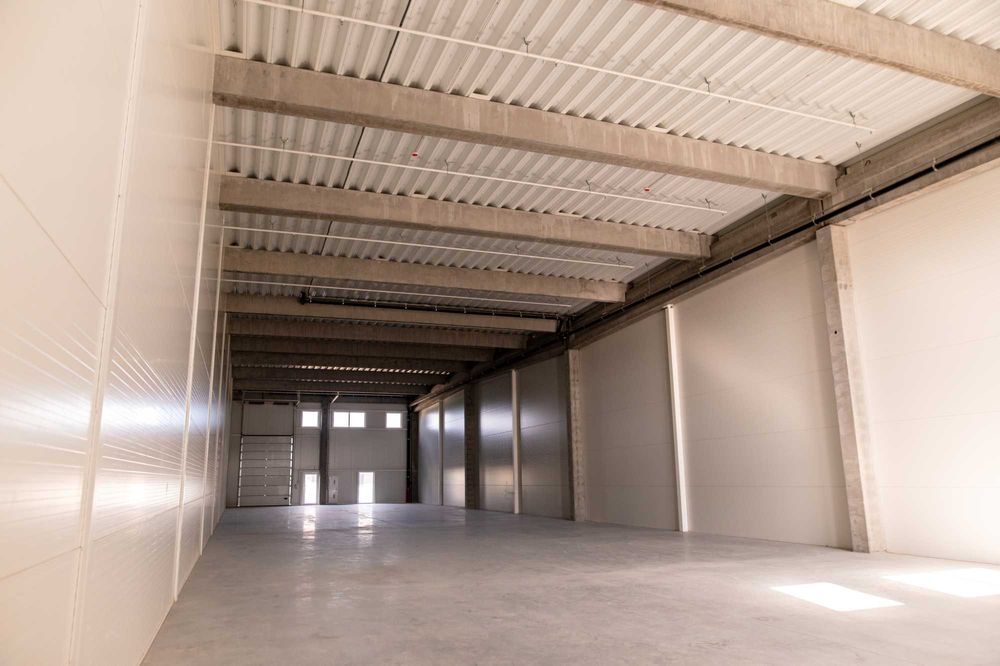 Оренда складу з кран-балкою 544 м² в індустріальному парку