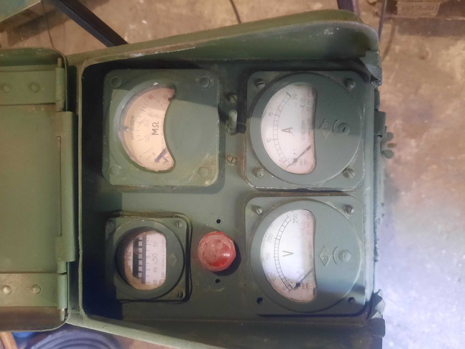 Генератор армейского образца ГАБ-2-0/230 с силовой установкой