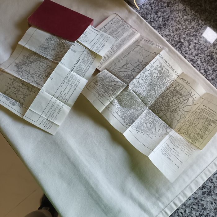 Ver fotos Agendas de algibeira 1952 e 1953 com mapa da cidade se lisbo