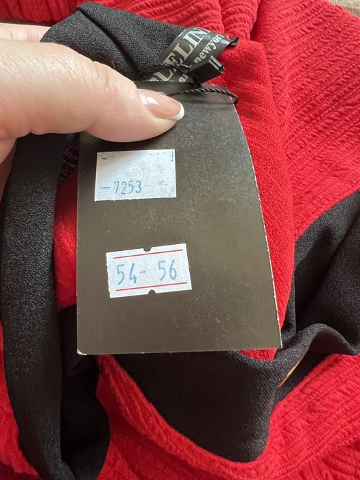 Костюм жіночий