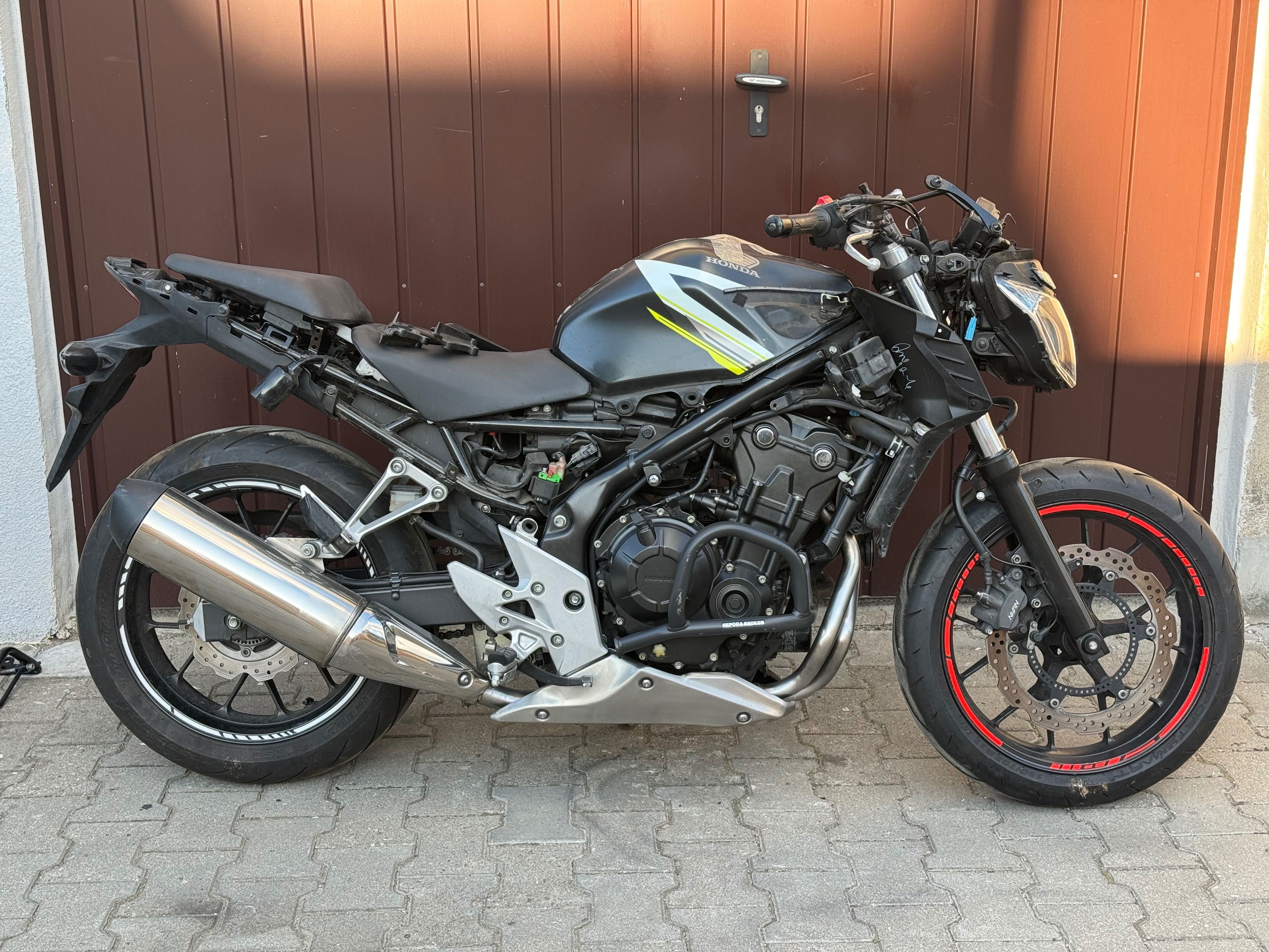 Honda cb500 F 2015rok 12tys.km rozbiórka SWAP silnik cały.  Z Niemiec