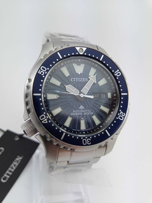 Японские мужские часы 200м дайверы Citizen NY0136-52L сапфир, механика