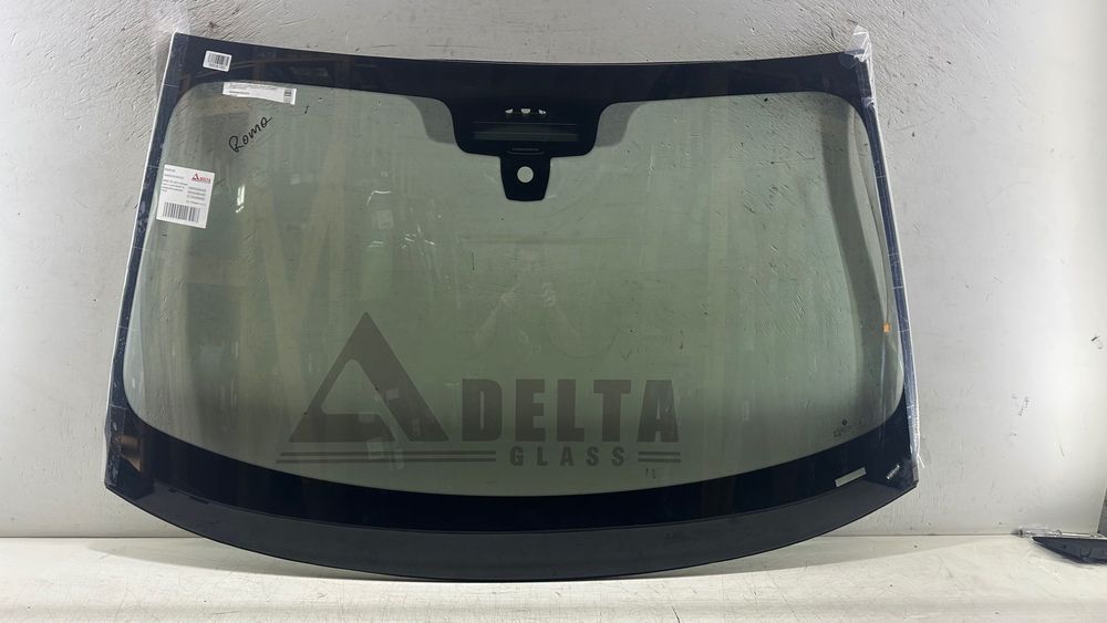 BMW X5 G05 Вітрове скло з HUD, камера і датчик