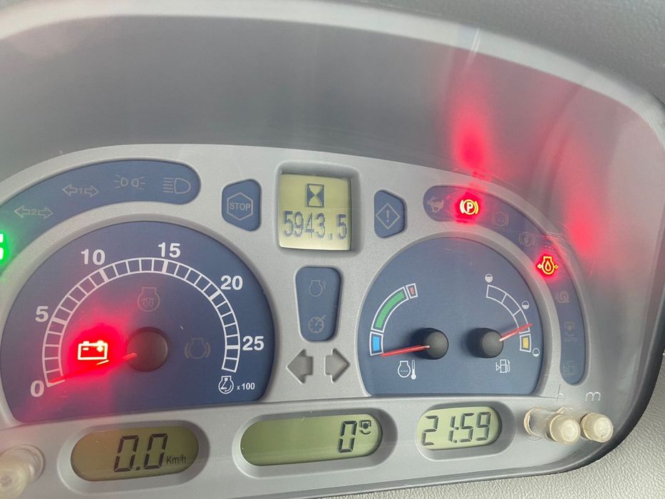 Трактор new holland t6020