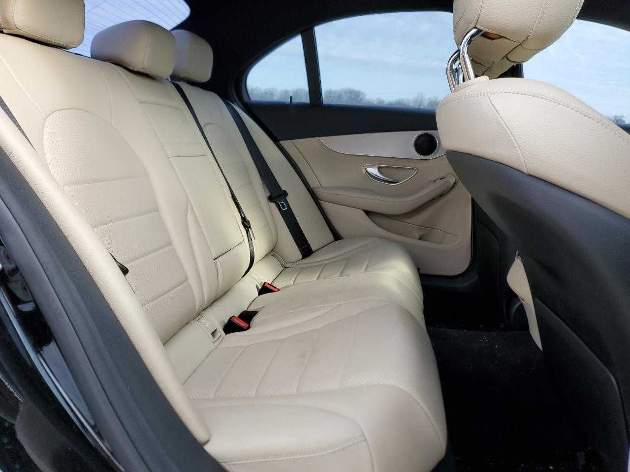 Mercedes-Benz C 300 4MATIC 2015
