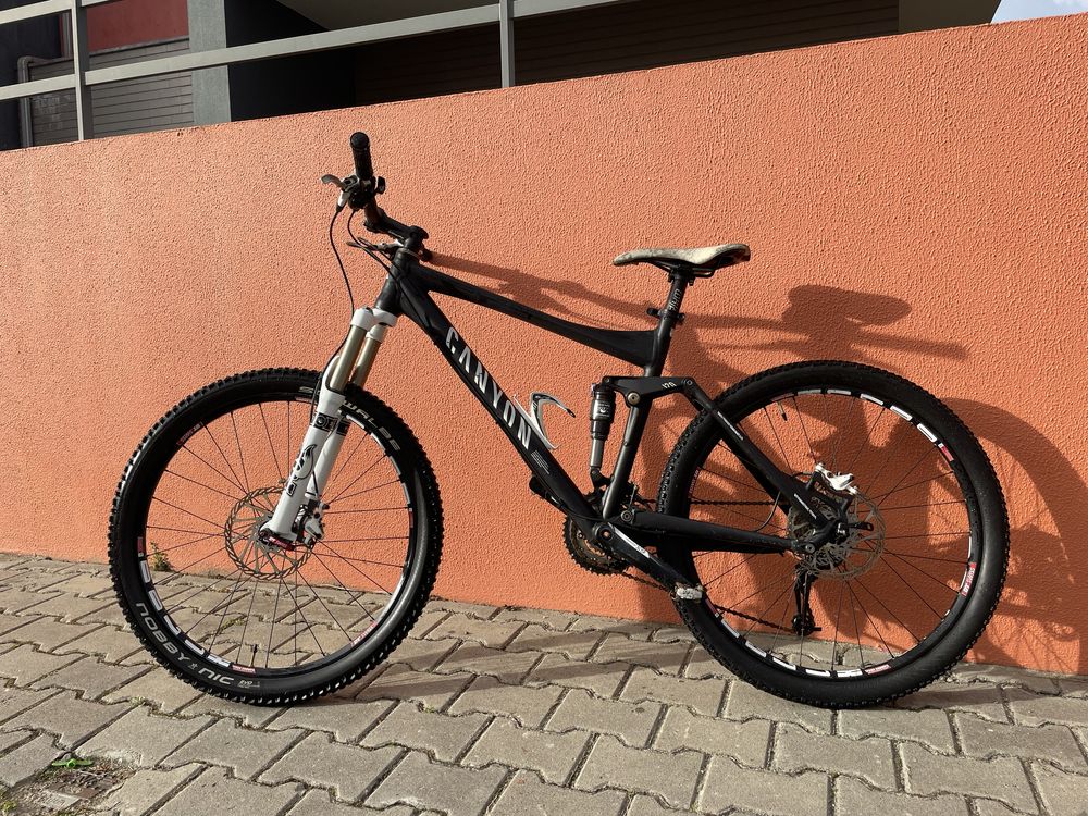 Bicicleta Canyon Nerve XC 7 Fox DT Swiss Suspensao total Aluminio