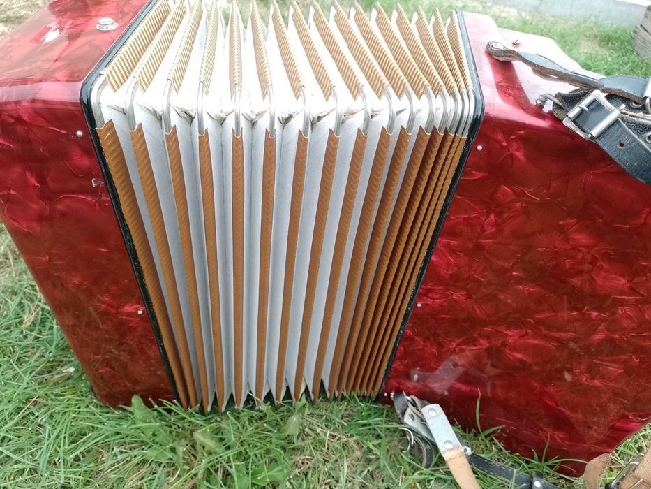 Akordeon Barcarole 80 basów