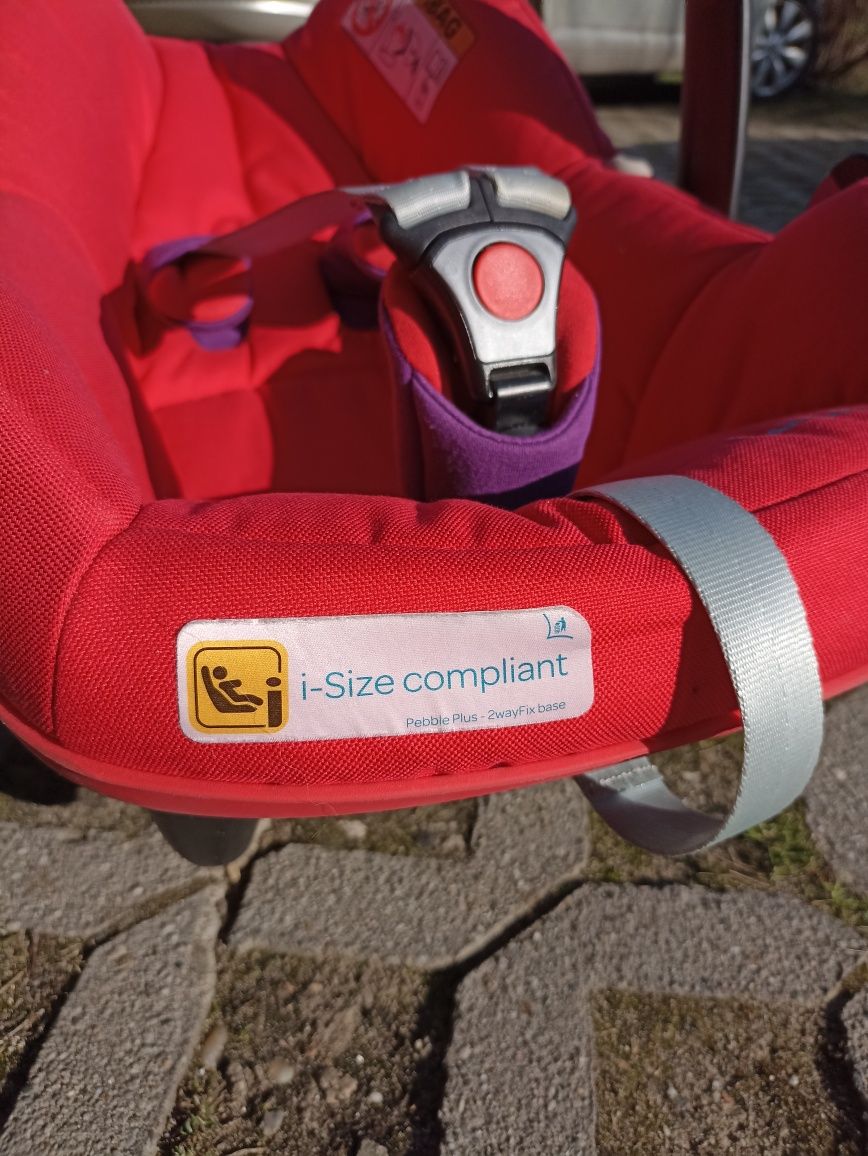 Maxi Cosi Pebble Plus 2way fix, fotelik + baza, nosidełko  czerwone