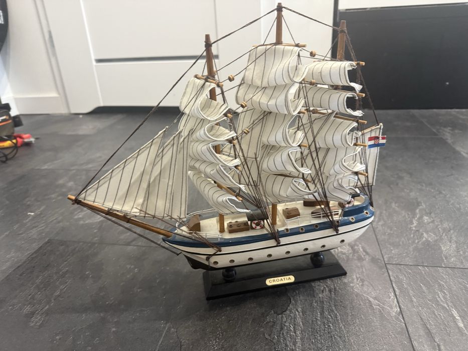 Drewniany model statku croatia