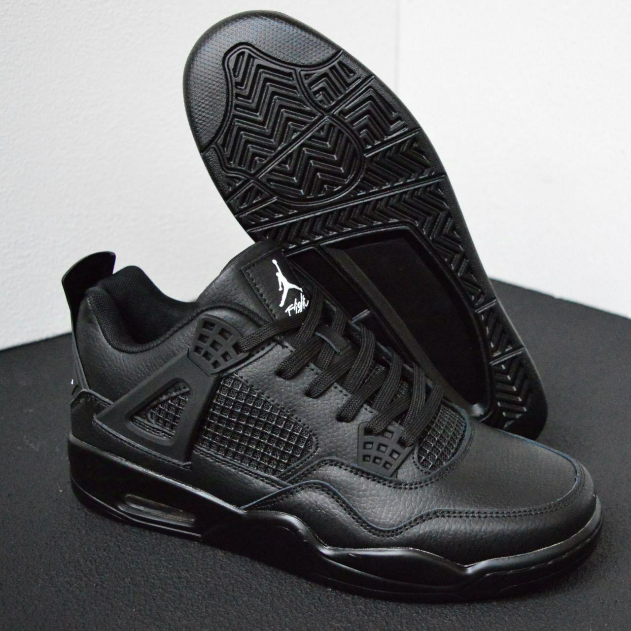 Nike Air Jordan Retro 4 Black кросівки чоловічі найк аір джордани крос