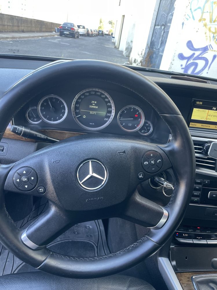 Mercedes E220 CDI
