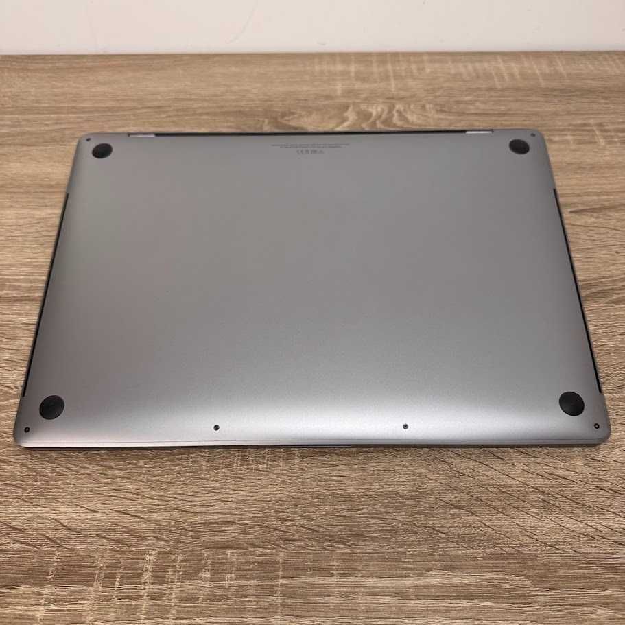 MacBook Pro 16" i9 / 16Gb DDR4 / SSD 1000Gb / Radeon 5500m (код:M0641)