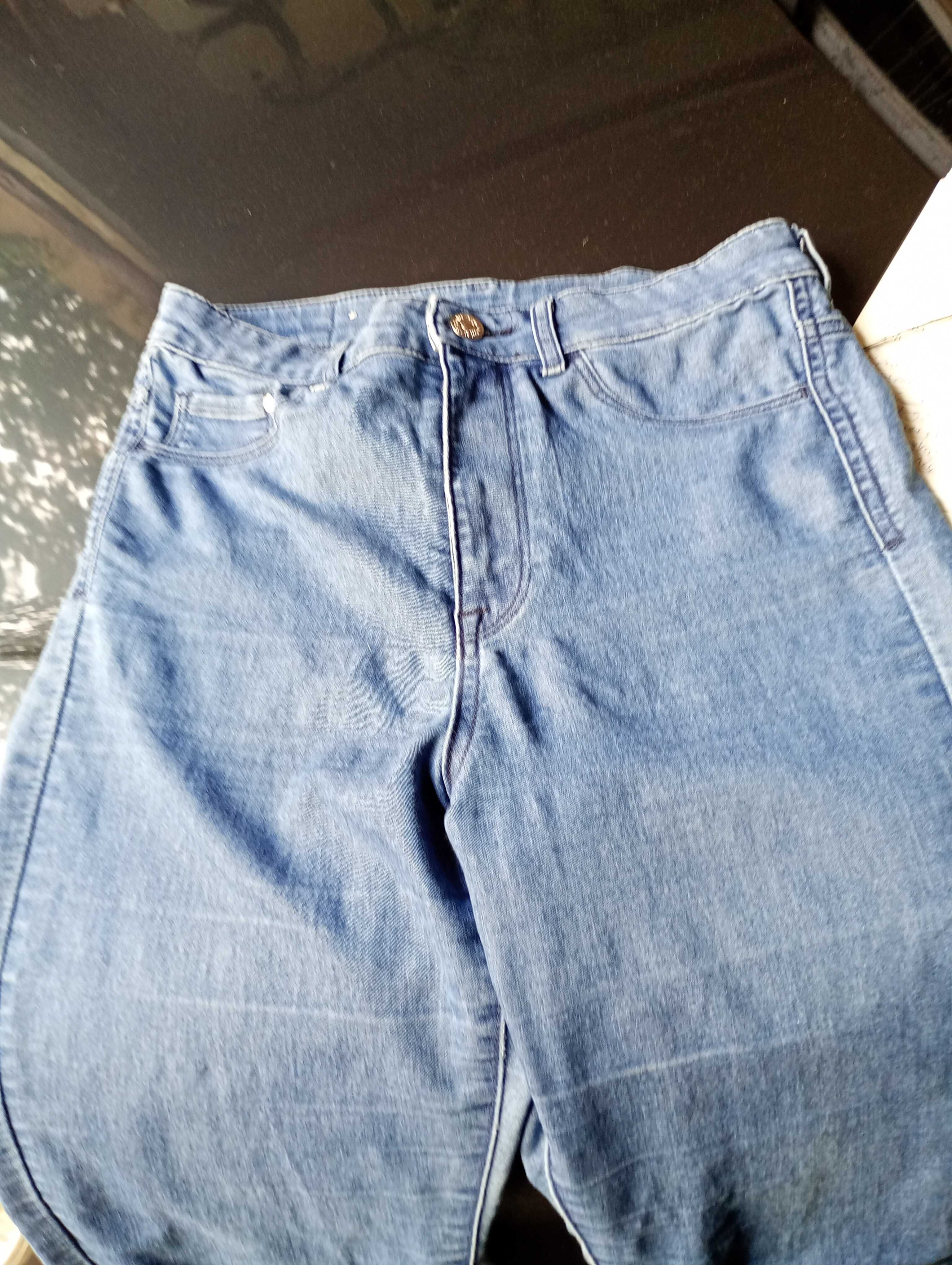 spodnie rurki jeans ze streczem