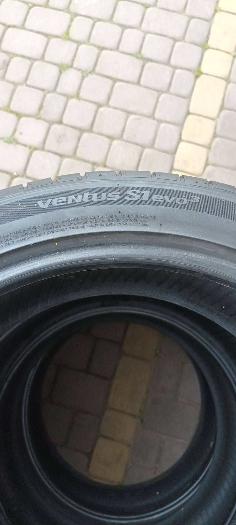 Hankook 255/40/20 Ventus S1evo3