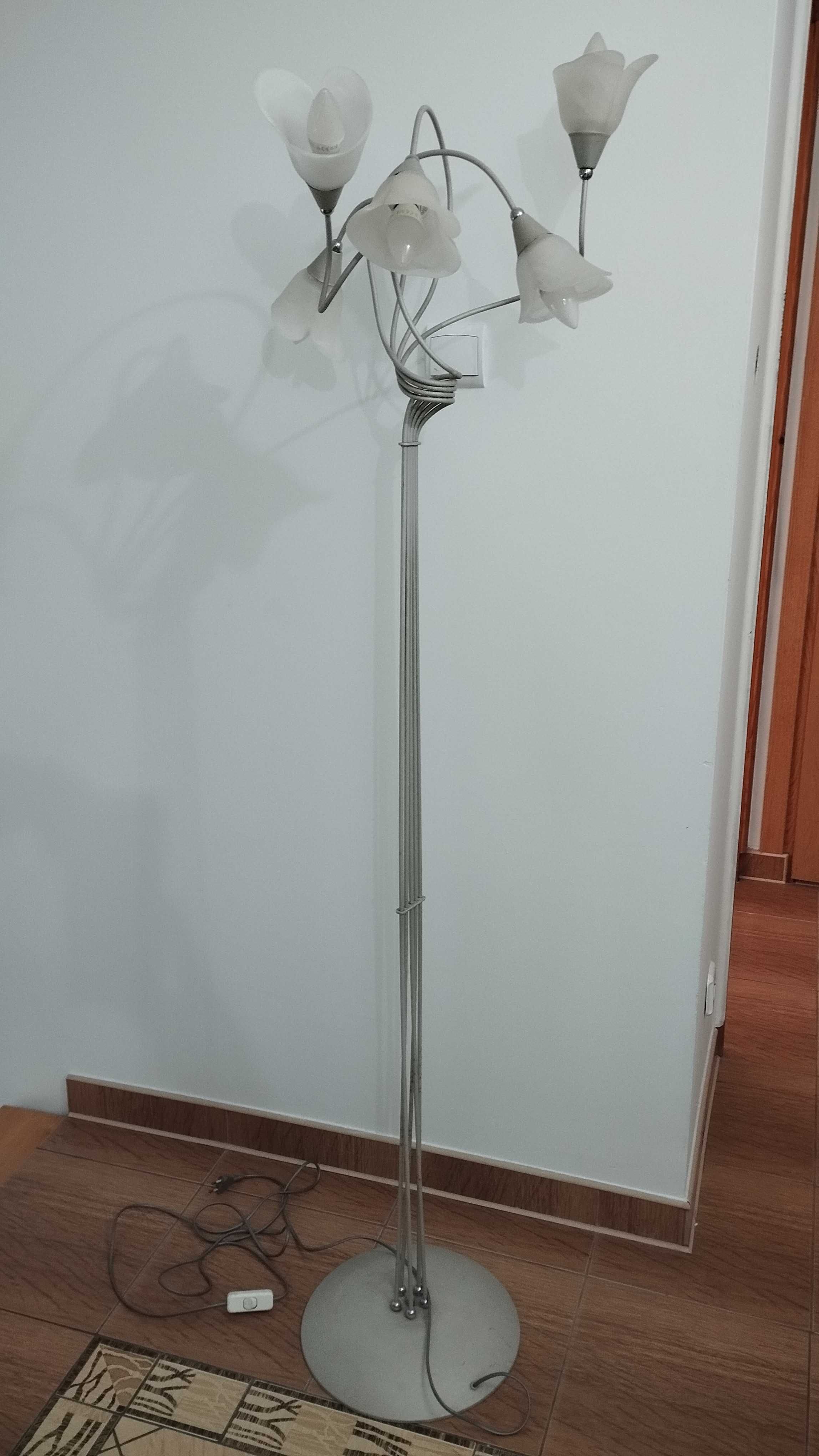 Lampa podłogowa 5 kloszy