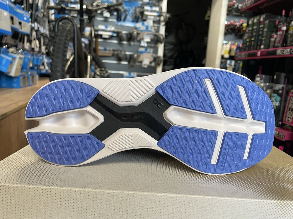 Nowe buty biegowe On Running Cloudeclipse Black/Frost Poznań