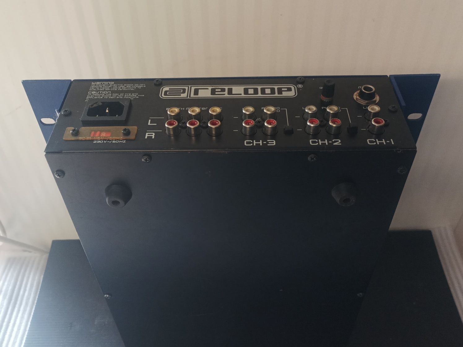 Mesa mistura Reloop AM-2000 Pro Blue