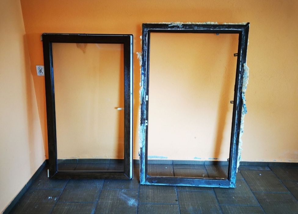 Okno plastikowe biało brązowe