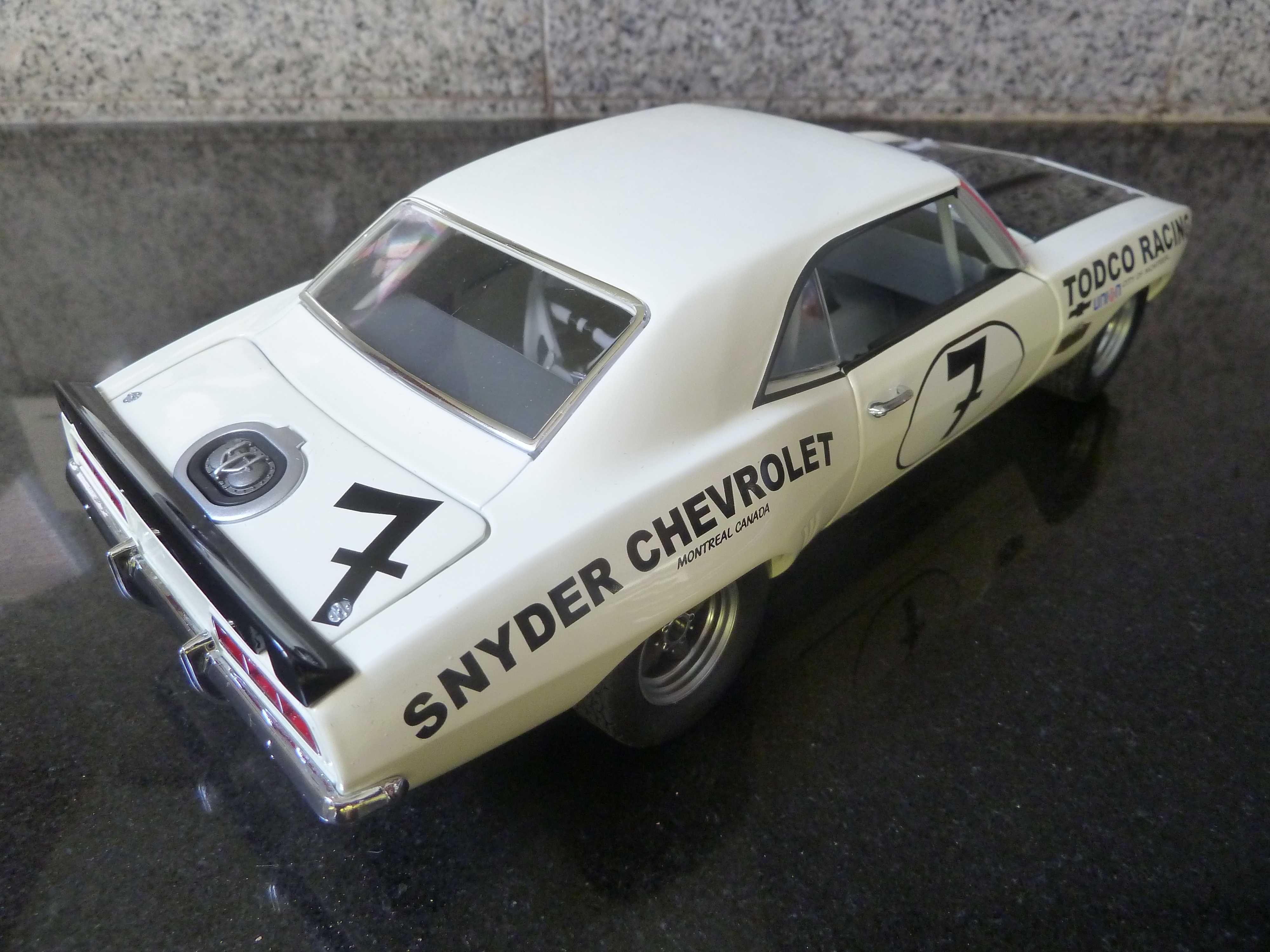 1:18 GMP, Canadian Chevrolet Camaro Minichamps AutoArt