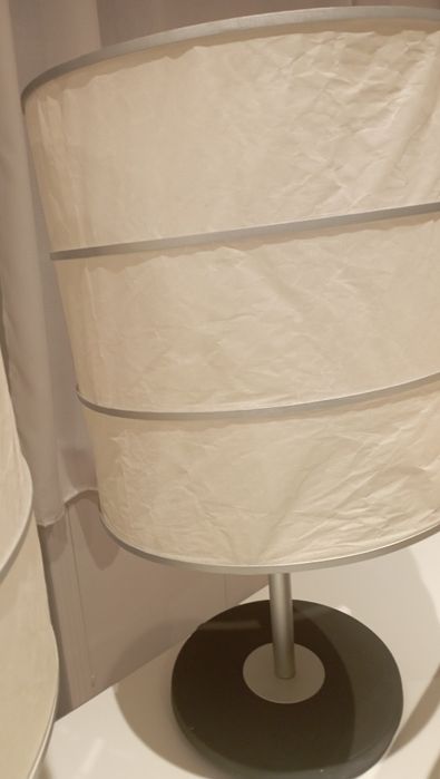 Par de ccandeeiros de mesa ,com regulador de luz