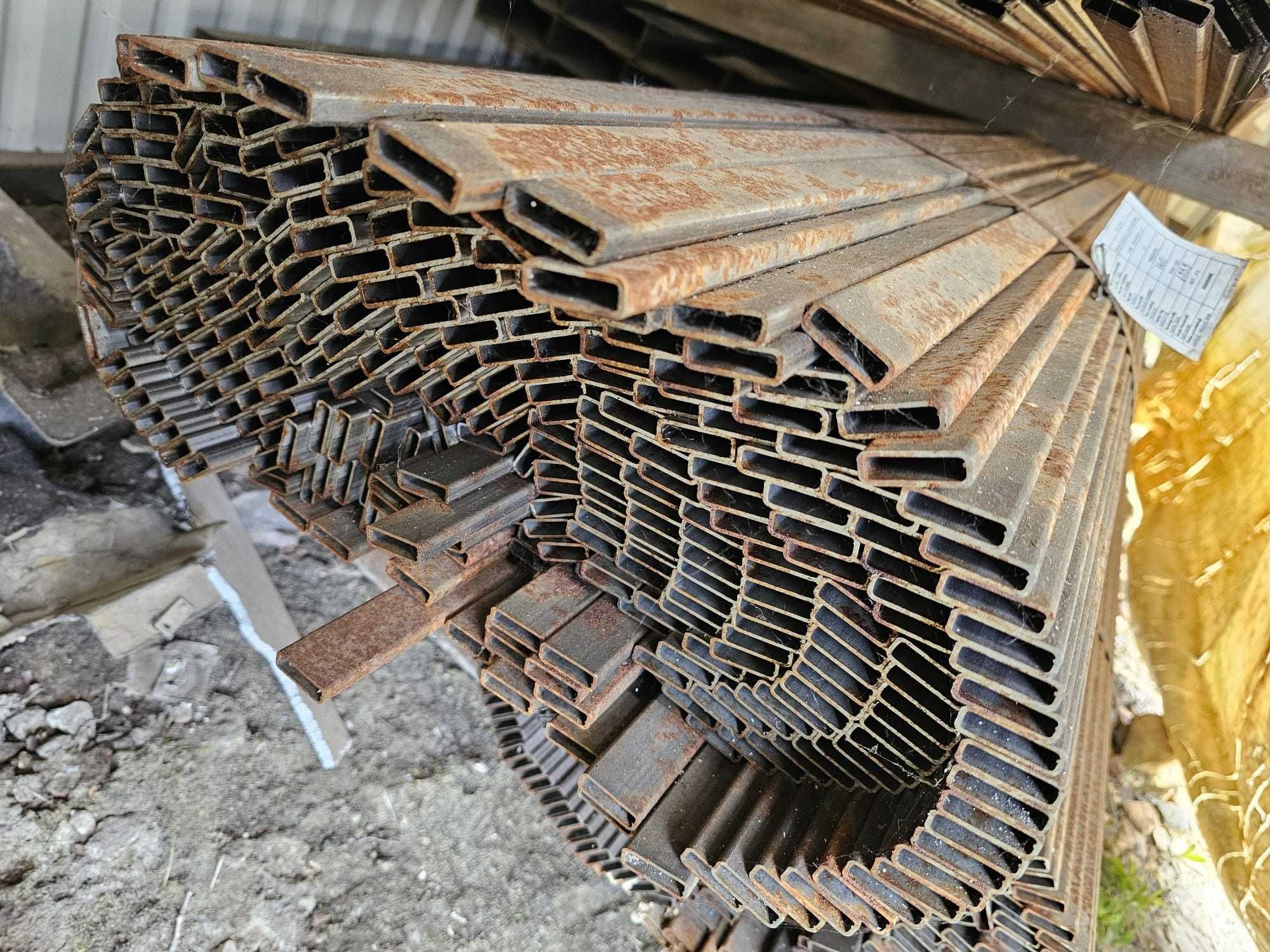 profil stalowy  30x10x1,5mm L6000 zamknięty, balustrada, ogrodzenie