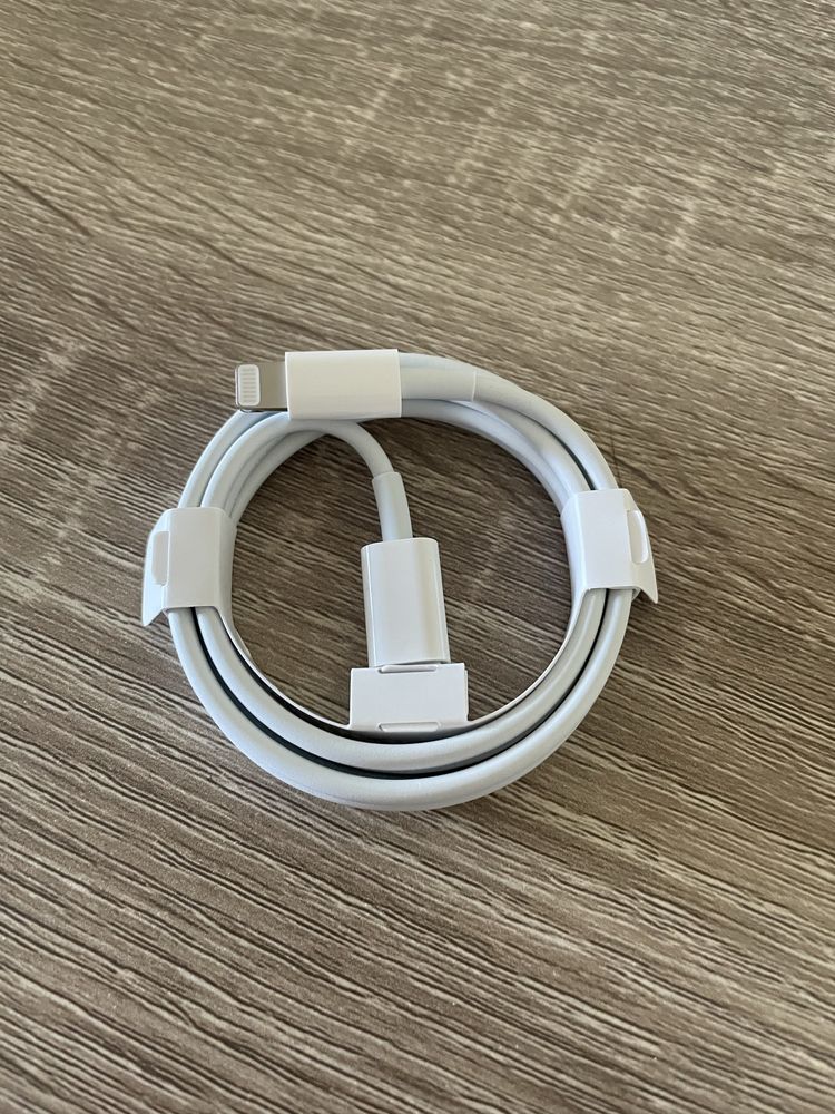 Apple lightning usb c