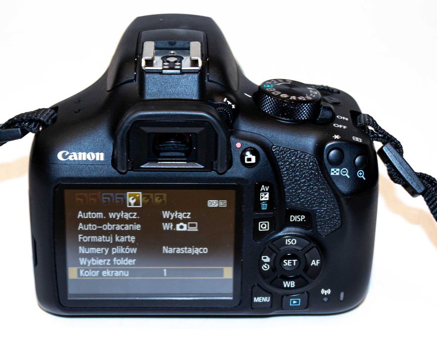 Canon EOS 1300D + 18-55mm IS III 18Mpix ISO12800 8TYŚ