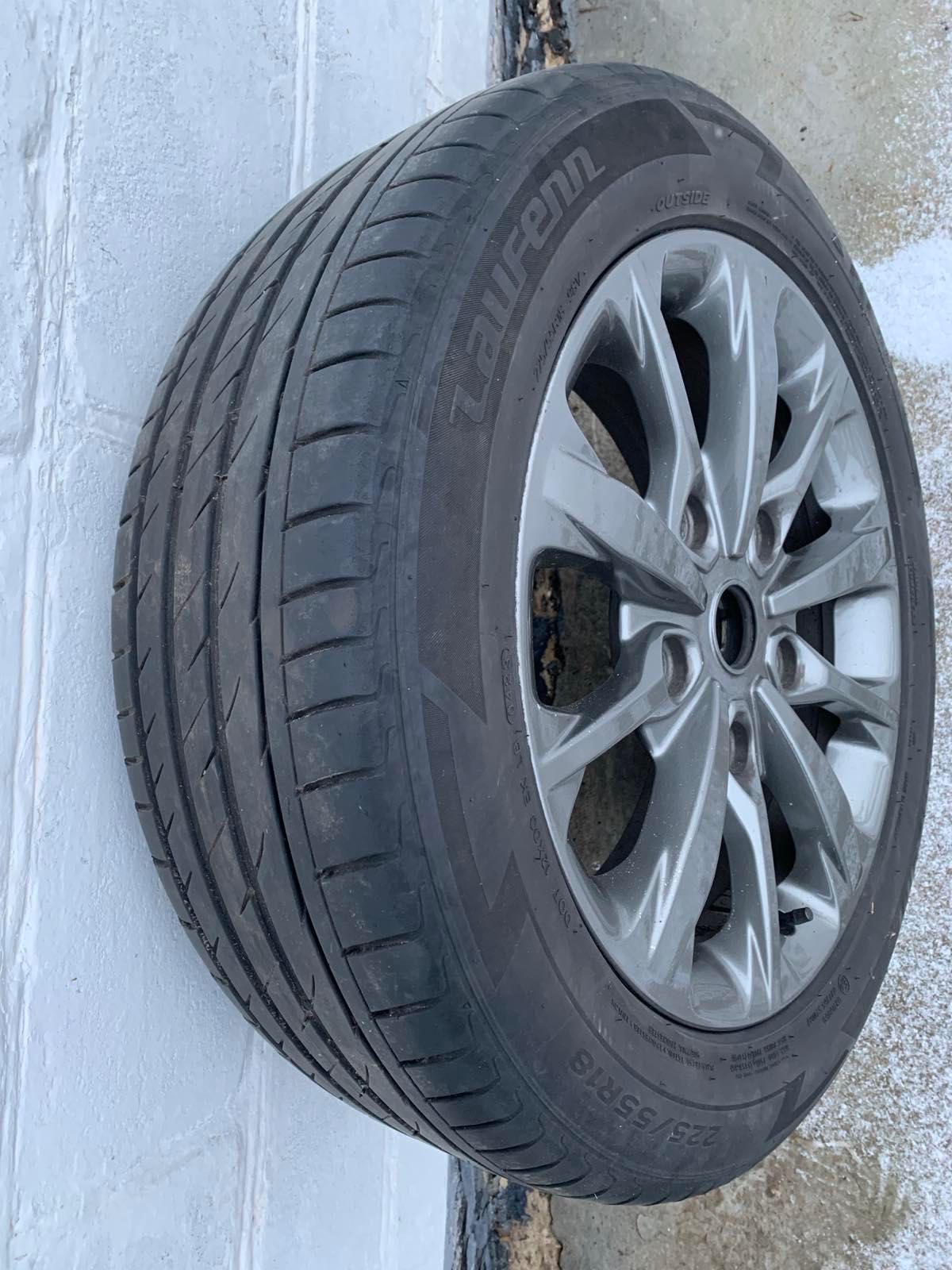 Оригінальні Шини на дисках Ford 225/55R18 laufenn