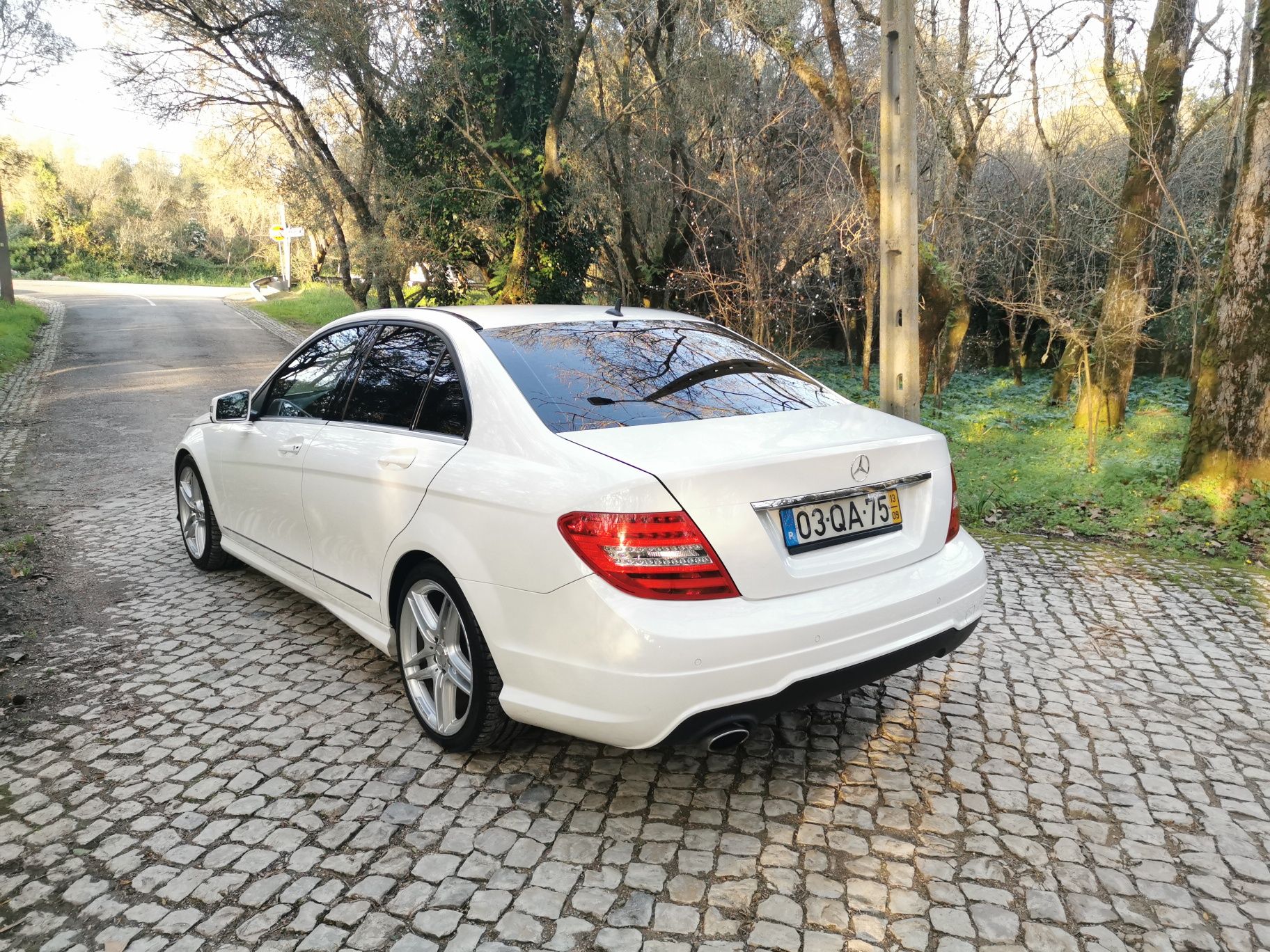 MERCEDES-BENZ, Pack AMG, C220, 170cv, Automático e Patilhas F1