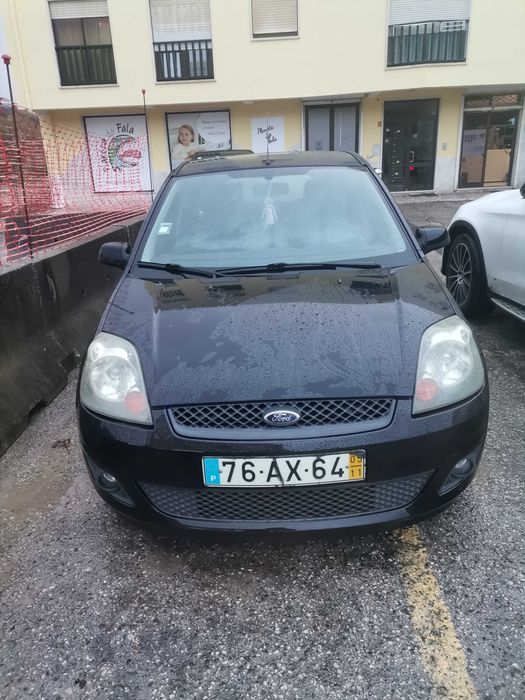 Ford Fiesta - first edition 2005 - Excelente oportunidade