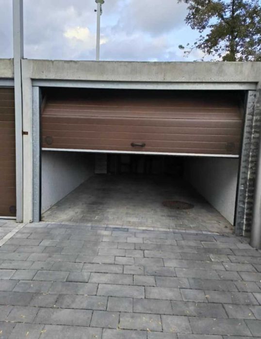 Garaże Betonowe z Bramą, Dąbrowa Górnicza (6 sztuk / cena z 1 sztukę)