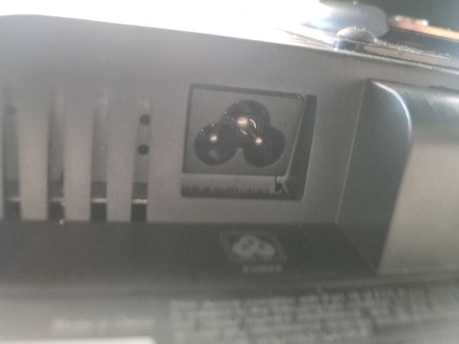 Monitor Gateway 900G 19 calowy