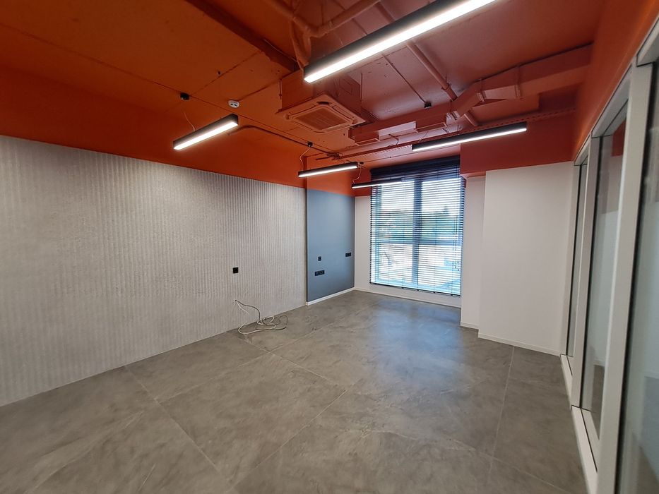 Продається шикарний офіс у центрі Тернополя — 596 м², вул. Доли