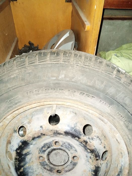 4*100 р14 лежало в багажнике как запаска