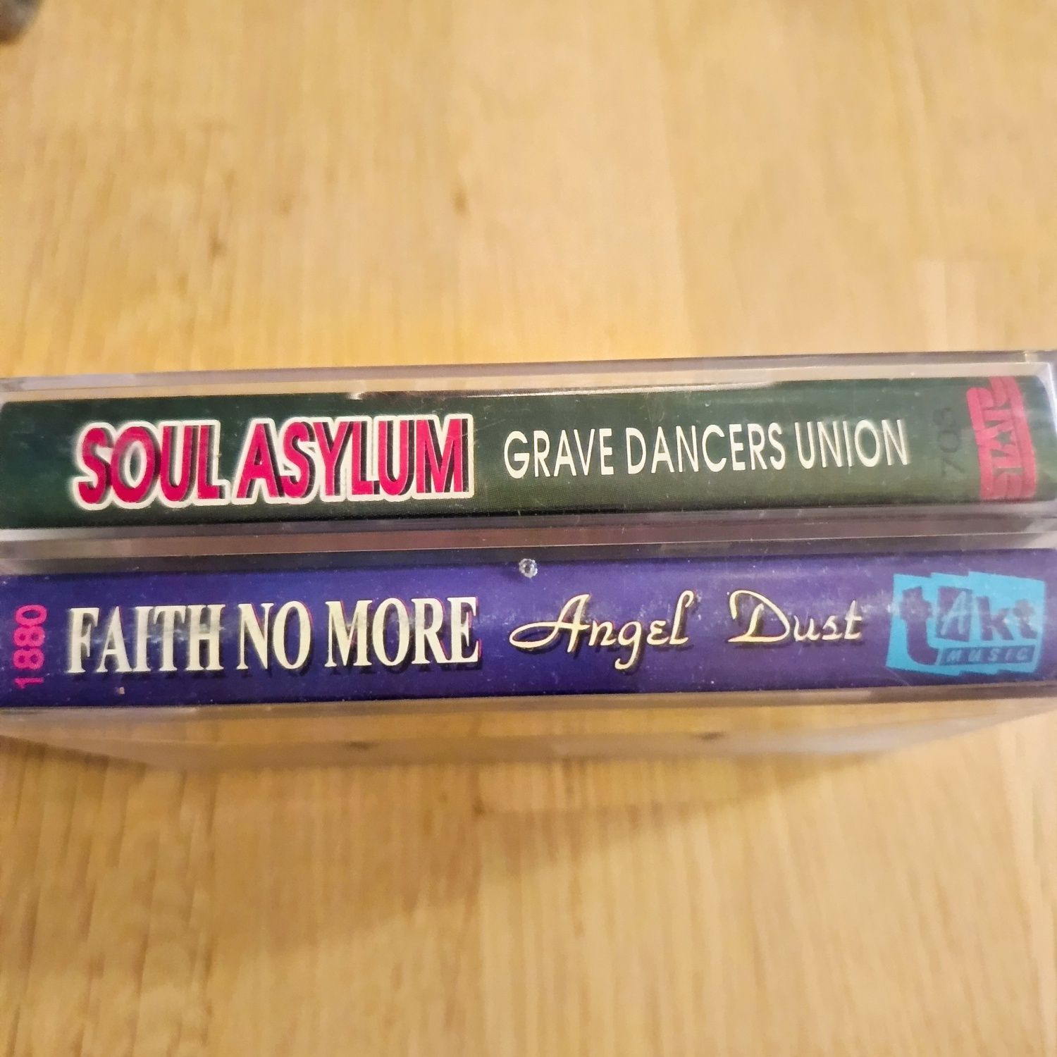 Dwie kasety magnetofonowe - Faith no more, Soul Asylum