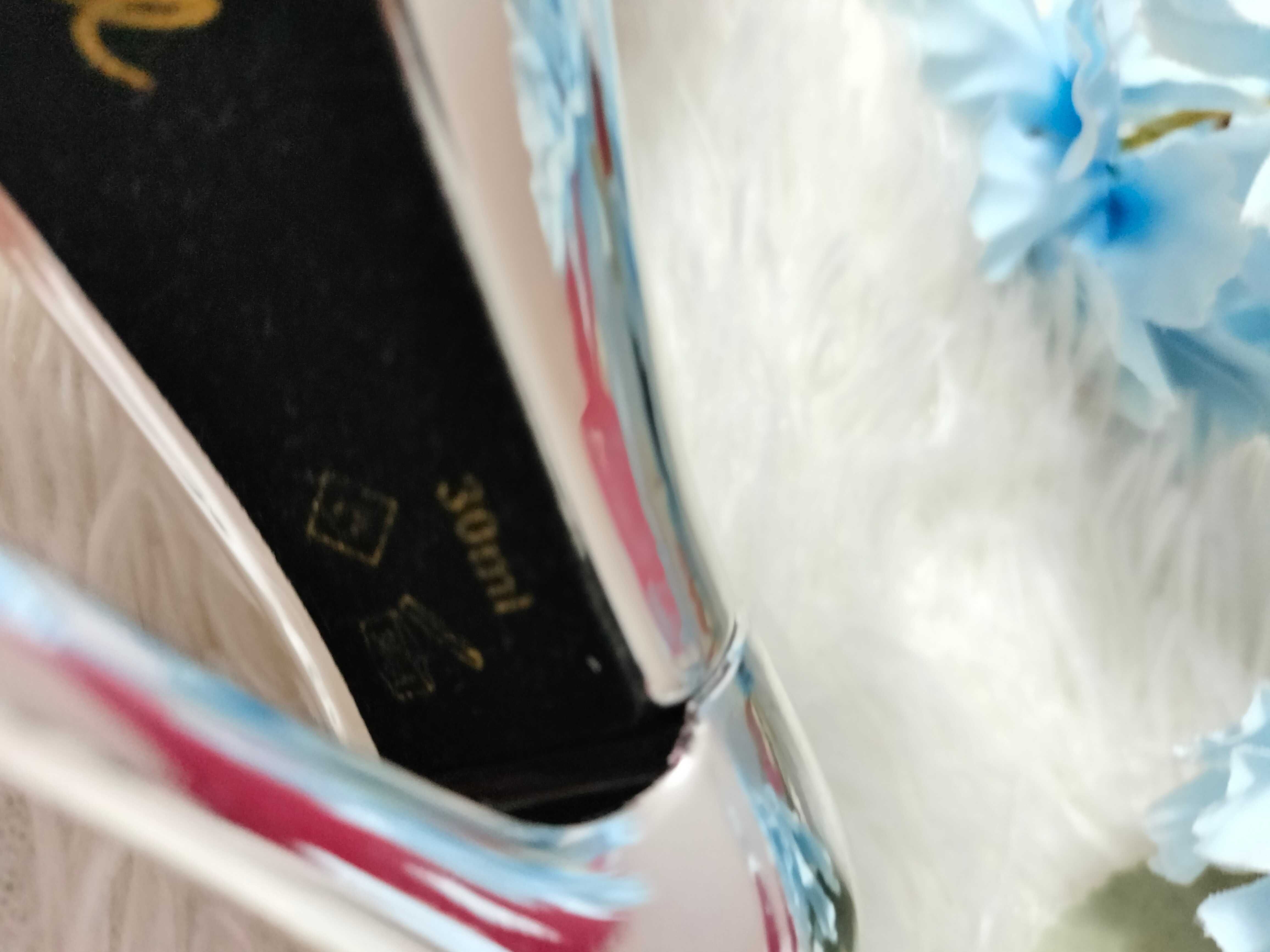 Perfumy w kształcie buta / słodkie