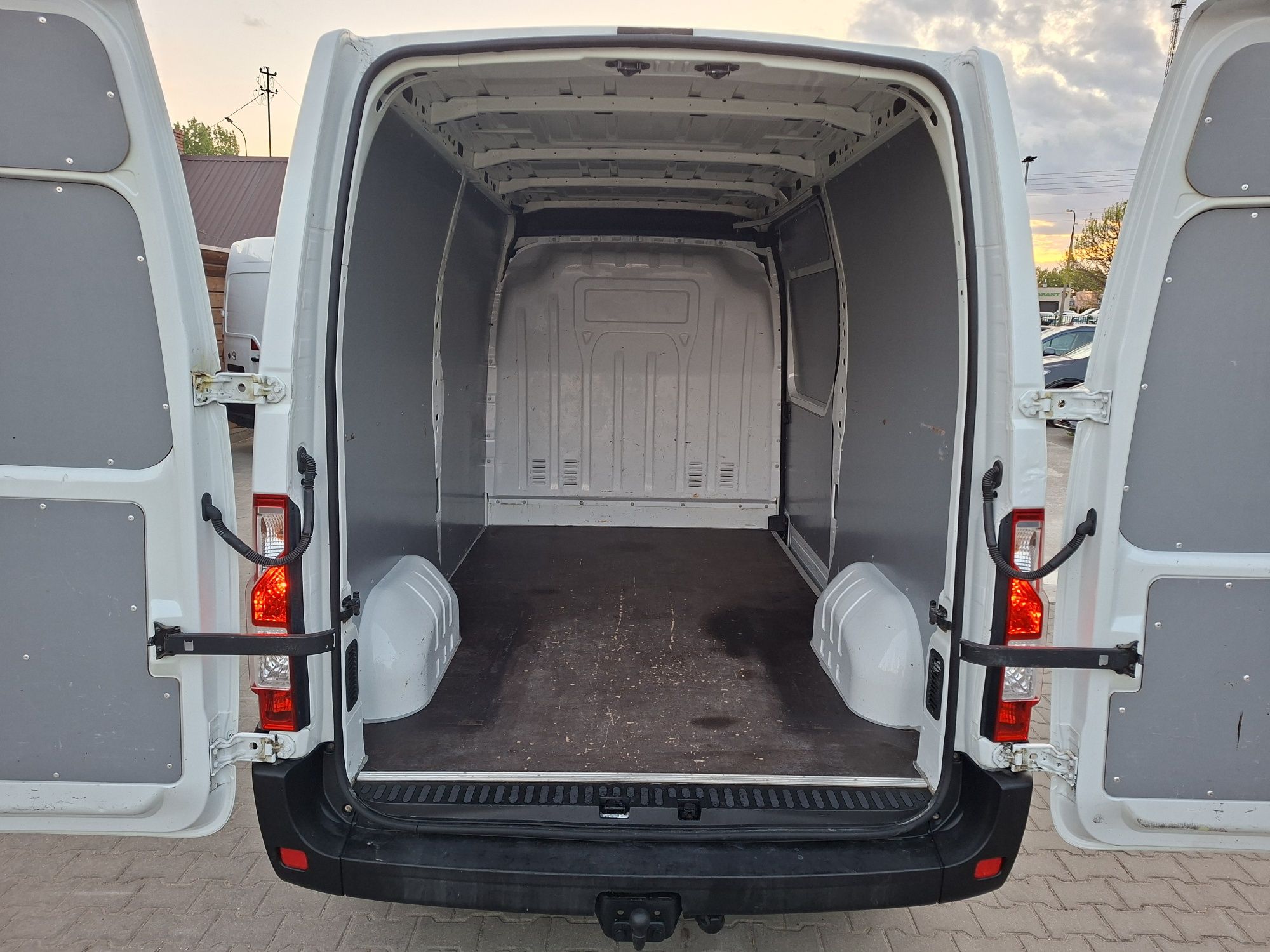 Renault Master lll 2.3 Dci  125KM. L2H2 Sredni Klima Orginał.